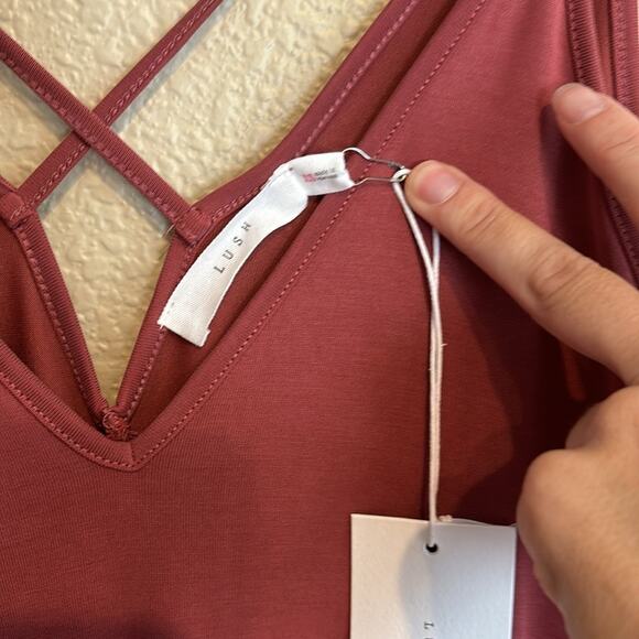 Lulu’s Hi-Low Twin‎ Spaghetti Strap Stretch Knit Dress In Washed Red Size… - Picture 2 of 3